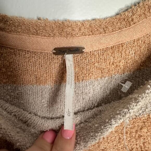 Free People‎ Women's Candyland Pullover Striped Wide Neck Sweater Size L - Picture 3 of 7